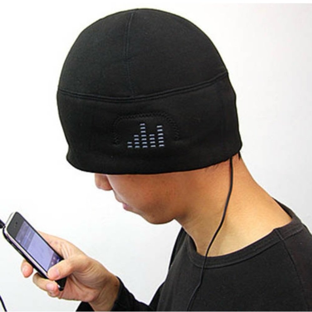 NWT Solaray Fleece Blue Hat W/ Headphones